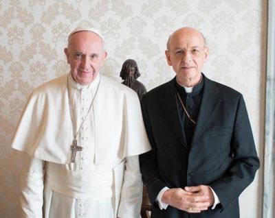 En audiencia, Prelado del Opus Dei informa al Papa sobre adecuación de estatutos