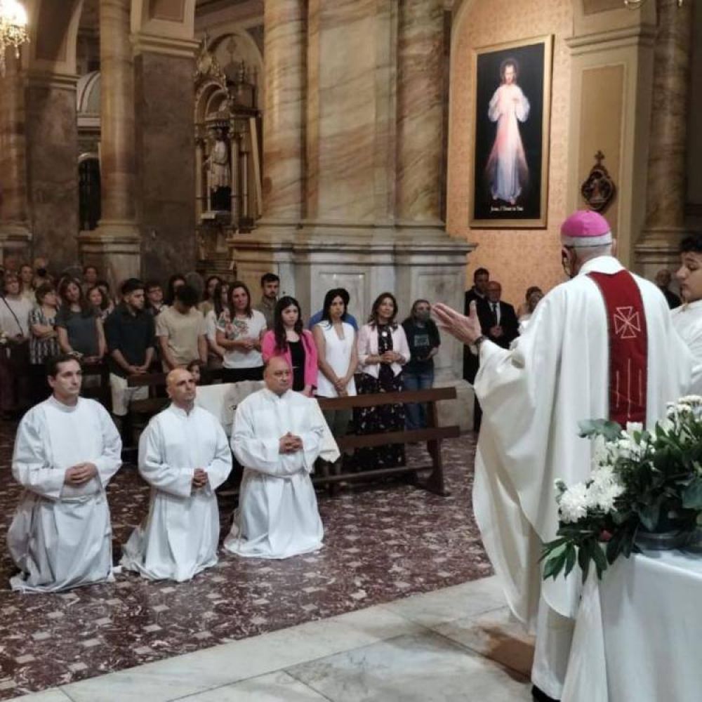 Mons. Uriona ordenó tres nuevos diáconos para la diócesis de Río Cuarto