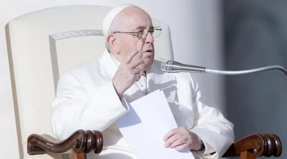 Papa Francisco: El demonio sí existe