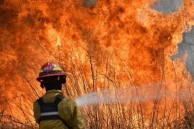 Advierten que hay alerta máxima en la provincia por incendios