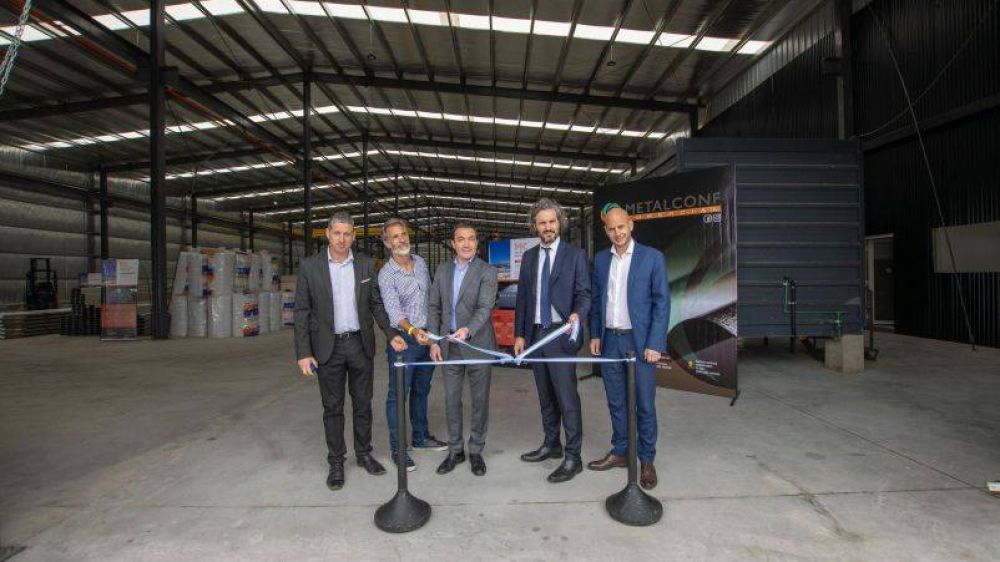 Florencio Varela: Andrs Watson y Santiago Cafiero inauguraron una nueva empresa en el municipio