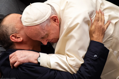 C�mo ayudar al papa Francisco