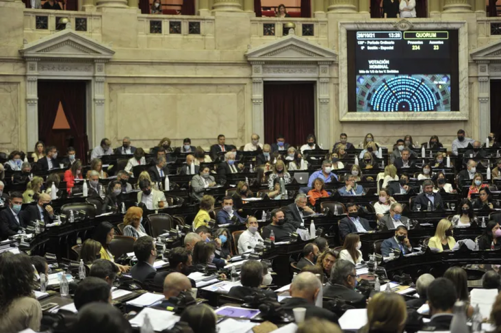 Diputados y senadores del FdT por Lago Escondido: 