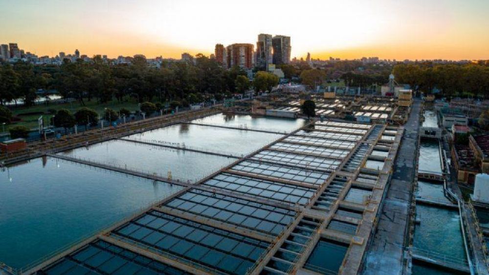AySA apela a un cuidado extremo del agua potable frente a la ola de calor