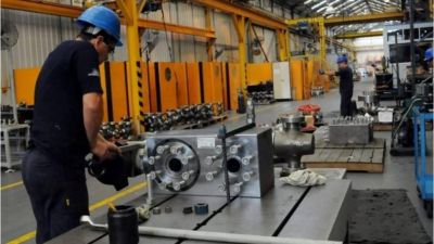 Industriales advierten por falta de mano de obra: la iniciativa pyme de formación
