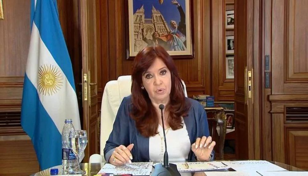 Cristina Kirchner pate el tablero y encolumn al peronismo contra su proscripcin