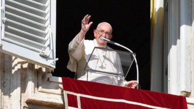 Francisco: Que la Inmaculada nos ayude a preservar del mal nuestra belleza