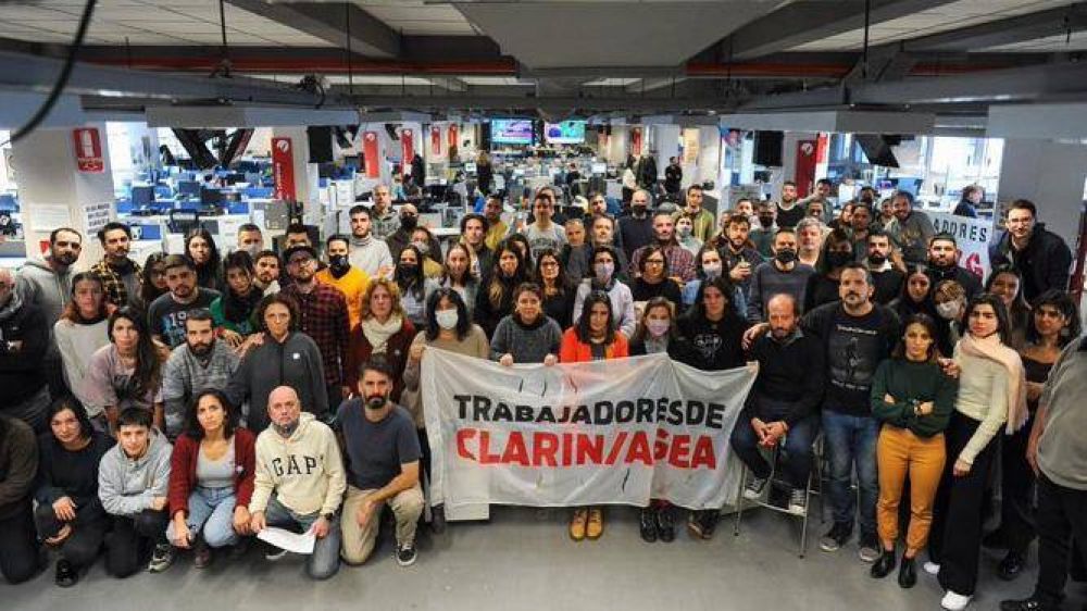 Trabajadores de prensa del Grupo Clarn repudiaron el viaje a Lago Escondido
