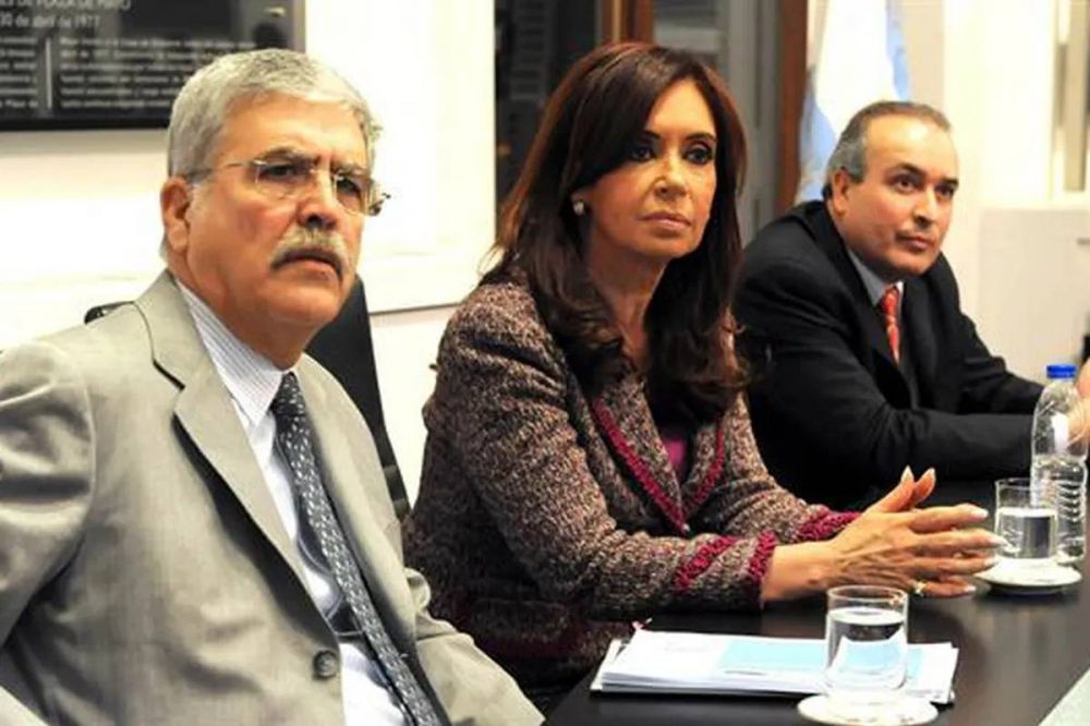 Vialidad: los chats de Jos Lpez fueron la clave para que el tribunal condenara a Cristina Kirchner y salvara a Julio De Vido