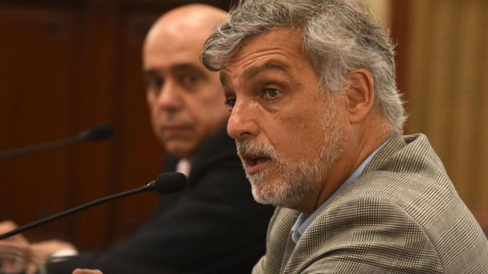 Ahora piden investigar si uno los denunciantes de Vicentn cometi 