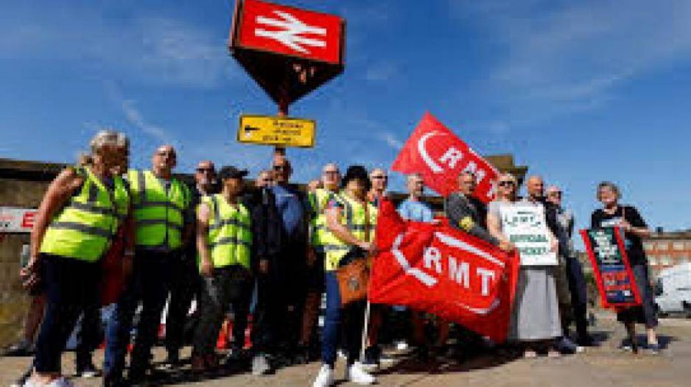 Arranc huelga ferroviaria por reclamos salariales