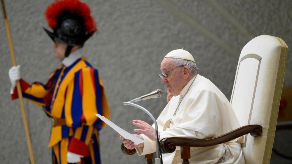 El Papa advierte: �el demonio sabe enga�arnos y disfrazarse de �ngel�