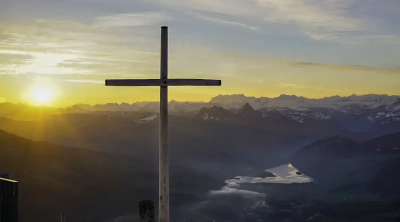 �Cu�l es la diferencia entre el acompa�amiento y el discernimiento espiritual?