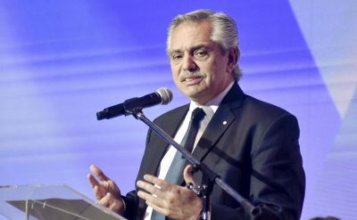 El Gobierno anuncia hoy un bono de fin de a�o de 20 mil pesos para los trabajadores registrados