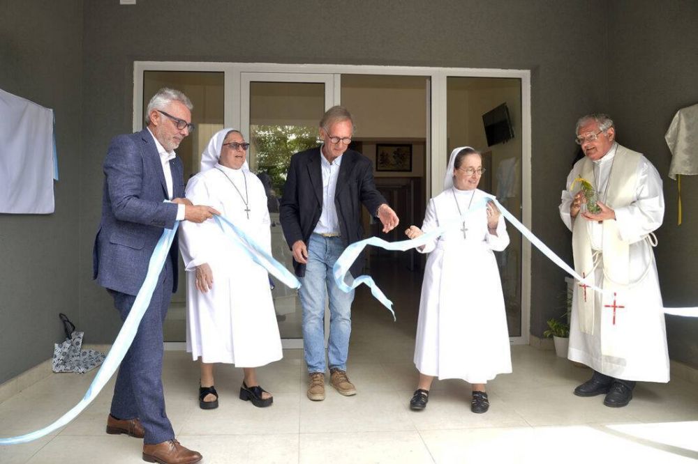 El Municipio de Tigre, presente en la inauguraci�n del nuevo edificio del Hogar Santa Rosa