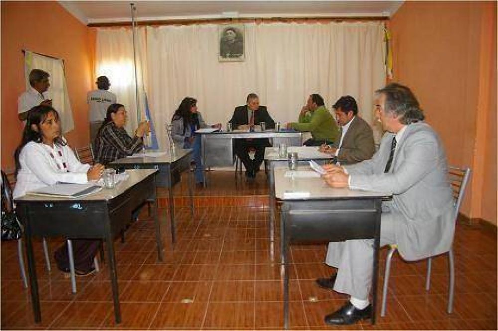 Califican como irregular el inicio del juicio pol�tico contra Polti