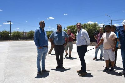 El ministro Rodríguez Saá recorrió obras que la Provincia tiene en ejecución