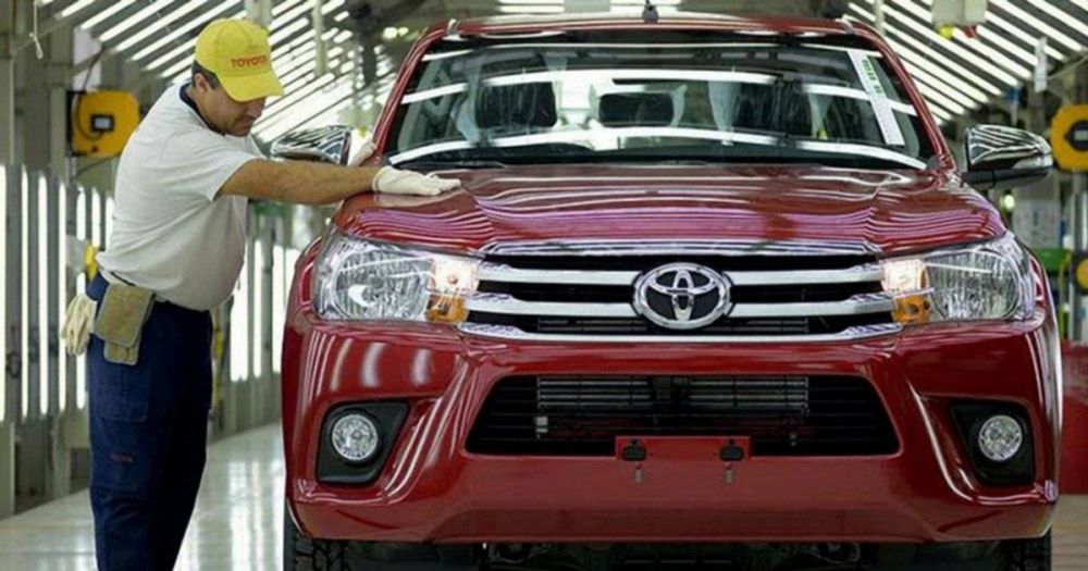 Tras un acuerdo con el SMATA, Toyota incorporar un tercer turno en su planta de Zrate y sumar 2 mil nuevos empleos directos