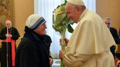 El Papa: Ayudar a los dem�s es cercan�a cristiana