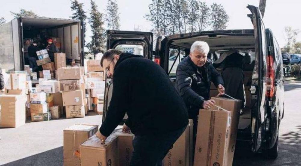 El Limosnero del Papa ya est� en Ucrania entregando las camisetas t�rmicas