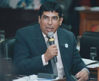 Rechazo: La Uocra se sum� al repudio contra el diputado que pidi� parar la obra p�blica  	 