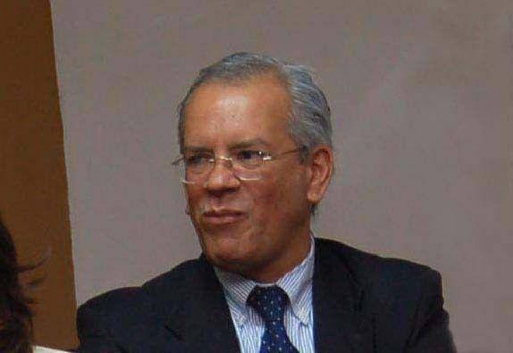 Asignaci�n universal: Para Isauro Molina, la medida "es un logro hist�rico en materia de seguridad social" 