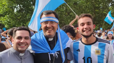 Obispo argentino se sumó a los festejos por triunfo en el Mundial de Qatar 2022