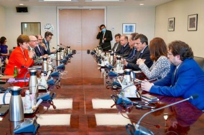 Waivers, elogios por el rumbo econ�mico y temor por el 2023