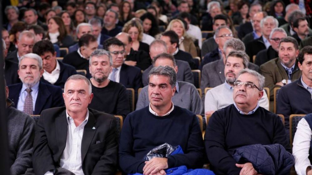 El kirchnerismo habla de un nuevo Vicent�n de Alberto y los gobernadores mantienen un espeso silencio