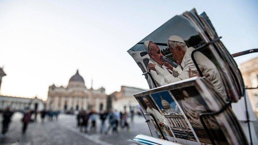 Crecen las respuestas al llamado de oraci�n por Benedicto XVI