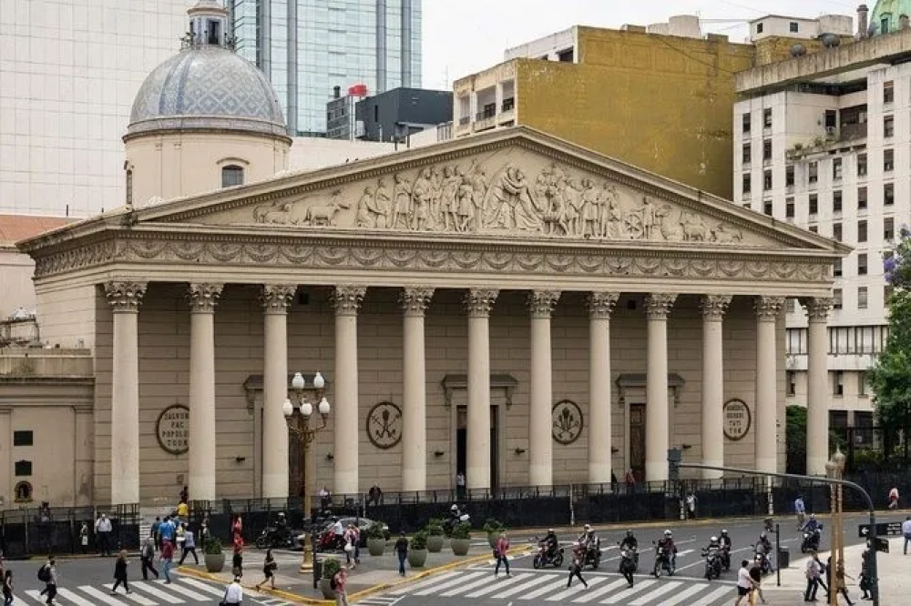 Iglesia Católica Argentina insta a renovar una 
