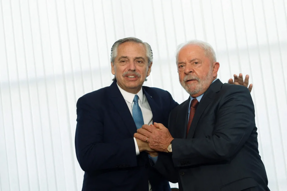 Alberto Fernndez se reuni con Lula y se confirm que el mandatario brasileo vendr a la Argentina el 23 de enero