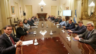 Capitanich fue convocado por Alberto Fernndez junto a otros gobernadores para avanzar con el juicio poltico contra la Corte
