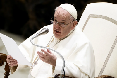 El papa Francisco record� a Benedicto XVI como �un gran maestro de catequesis�