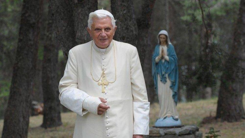 Filoni: Benedicto XVI, un profeta de nuestro tiempo