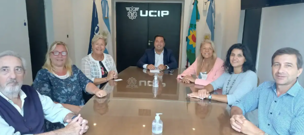 Autoridades de la Cmara Argentina del Alfajor visitaron UCIP