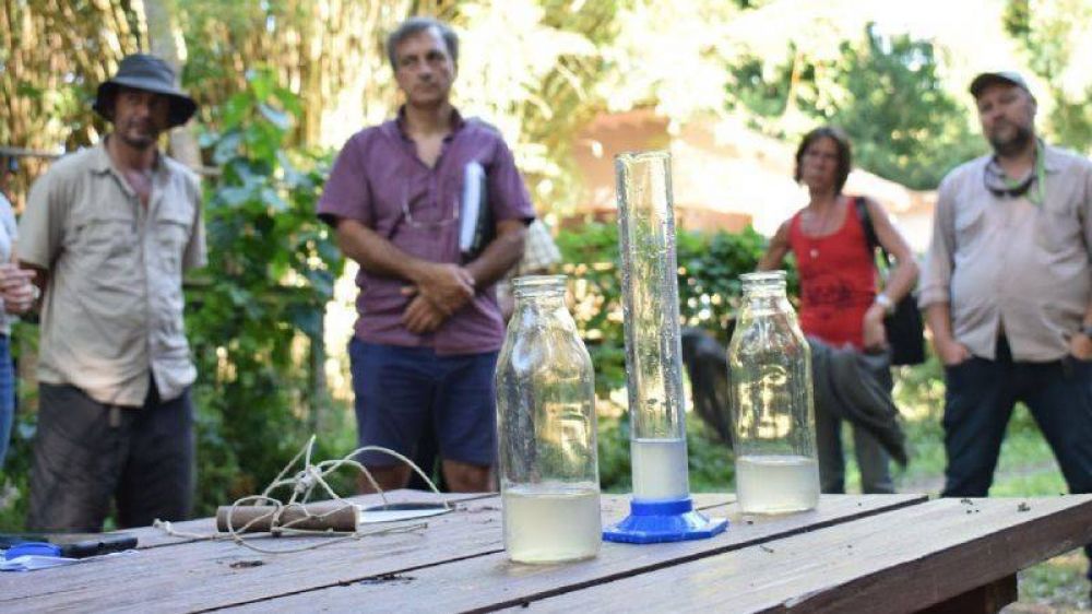 El Municipio de Tigre brind herramientas a vecinos para identificar de manera temprana la presencia de cianobacterias