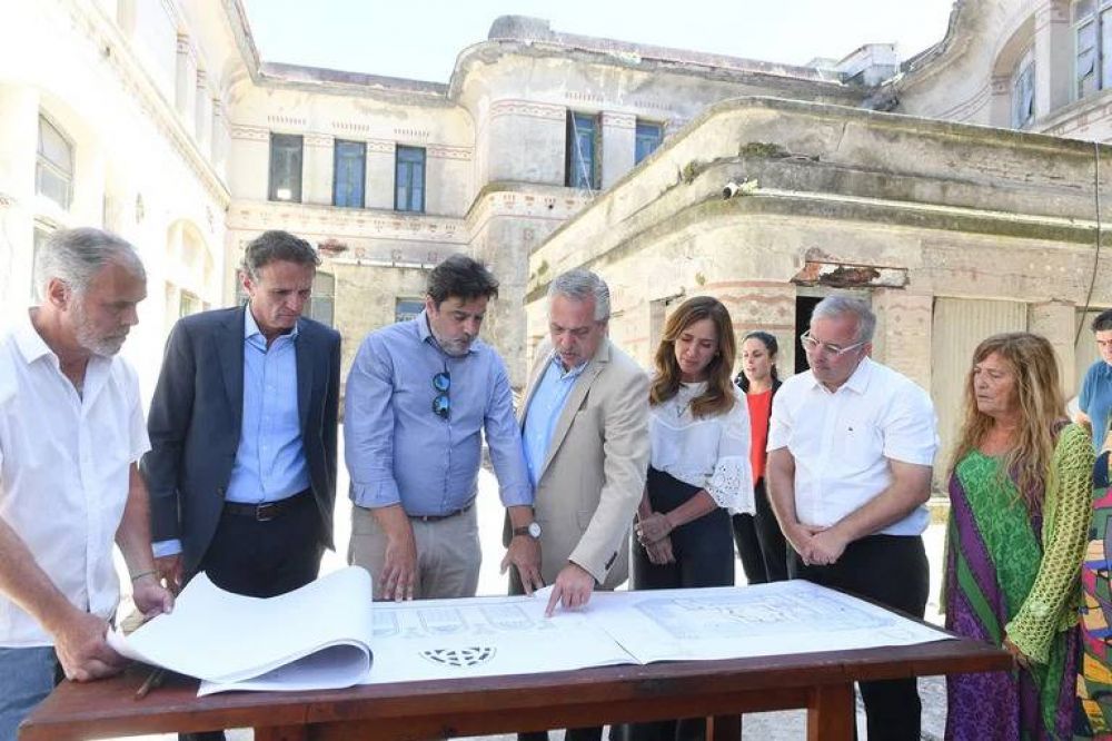 El Presidente se quedar� en la Costa hasta el lunes mientras eval�a los escollos que enfrenta el pedido de juicio pol�tico a la Corte