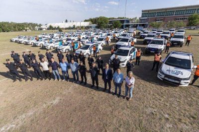 Renovaron la flota de m�viles policiales de Brown con camionetas y autos 0 km