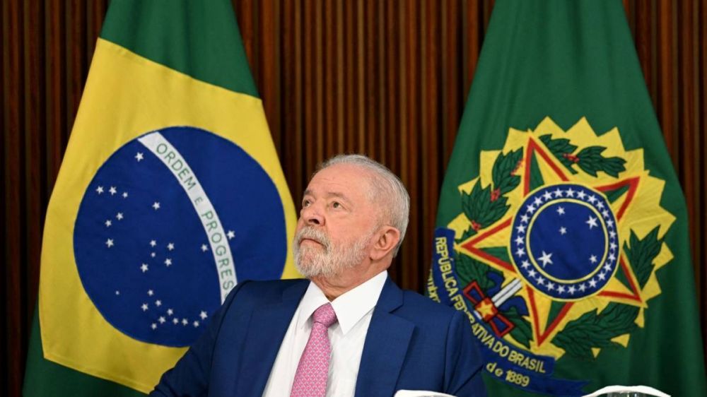 Lula visit la sede de Gobierno y de la Corte Suprema en Brasilia