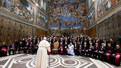 El Papa se re�ne con el Cuerpo Diplom�tico para invocar lo m�s preciado: la paz