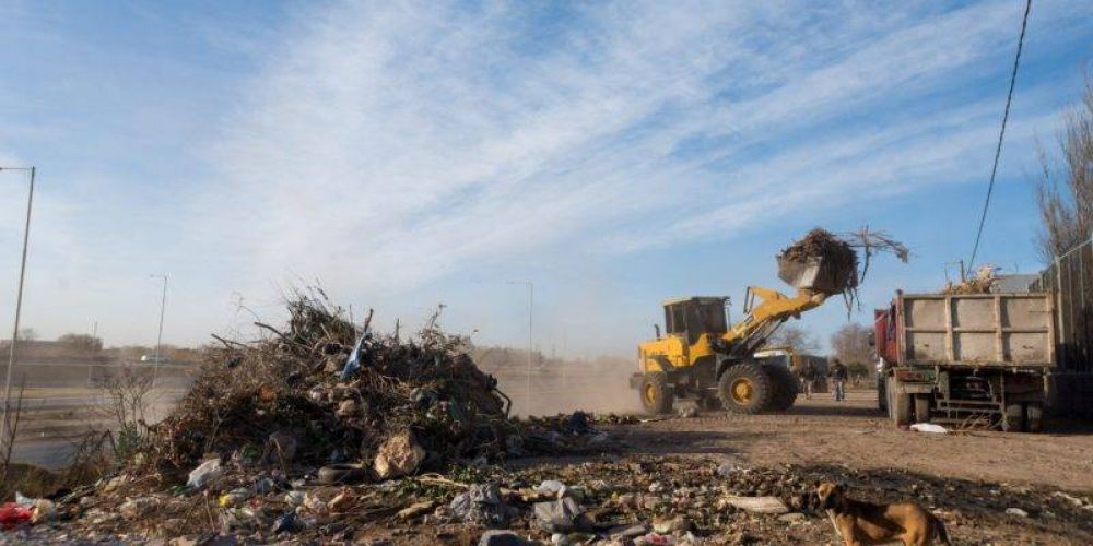 En 2022 se extrajeron ms de 180 mil toneladas de residuos arrojados en canales y basurales de la ciudad
