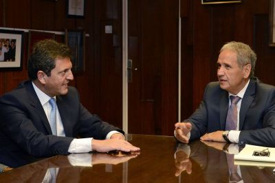 Sergio Palazzo se reunió con Massa: dudas sobre el camino que tomará Bancarios