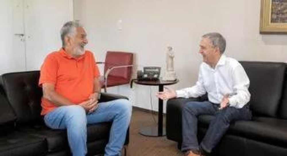 Paso a paso: Schiaretti sum� otra foto a su proyecto antigrieta