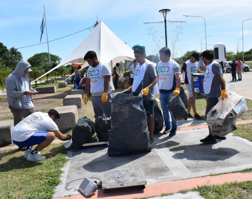 Convocan a instituciones de Resistencia a acopiar residuos slidos reciclables a cambio de premios