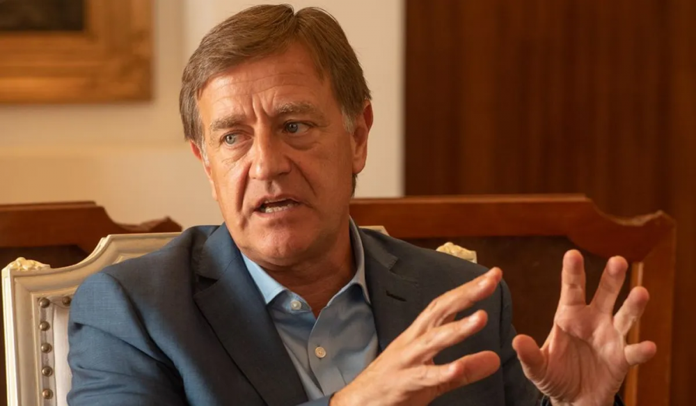 El Gobierno prepara un nuevo debate contra el PJ por el roll over, con apoyo de universidades