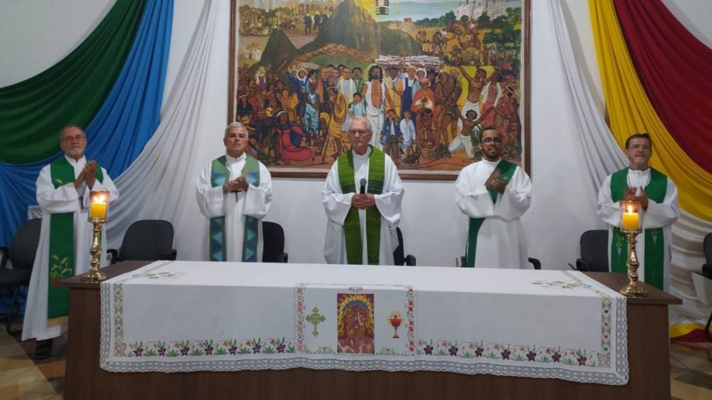 Cardenal Steiner: �El anuncio del Reino no cabe en la vestimenta, s�lo cabe en el coraz�n, en la vida de las personas�