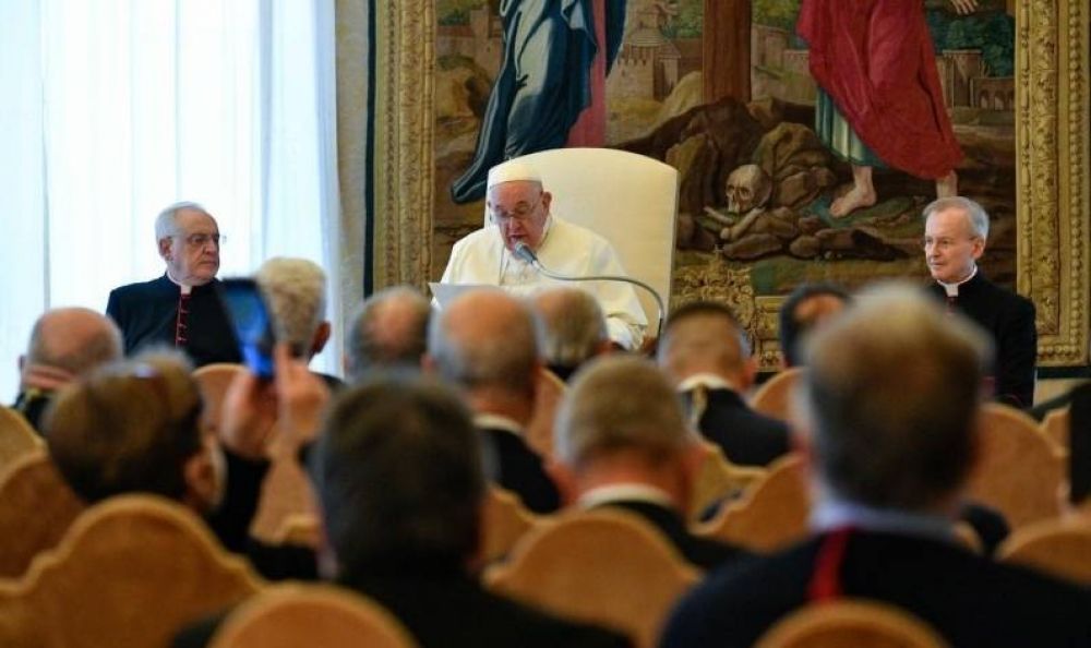 Evangelicalidad, eclesialidad y espritu misionero: Papa Francisco marca la ruta a las cofradas