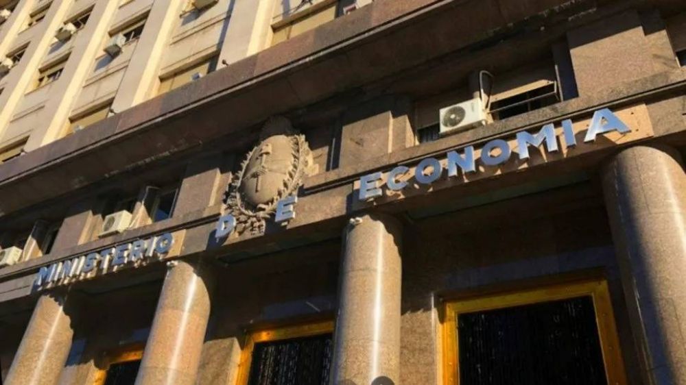 Econom�a enfrenta su primer test del a�o: vencen $350.000 millones