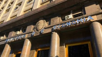 Econom�a enfrenta su primer test del a�o: vencen $350.000 millones